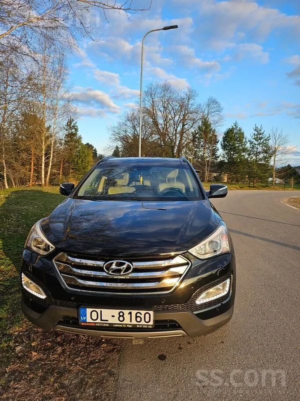 Hyundai Pārdod Hyundai Santa FE 4x4 – uzticams un ietilpīg