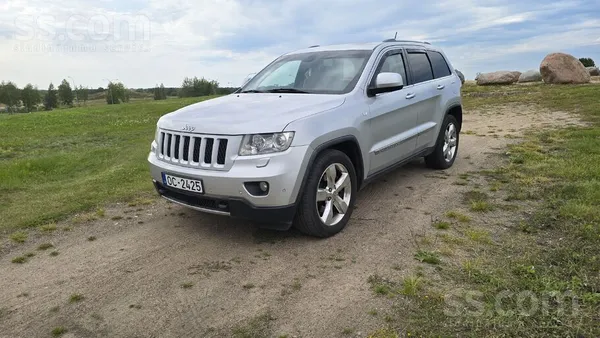 Jeep Overland. Авто в очень хорошем, досмотренном состо