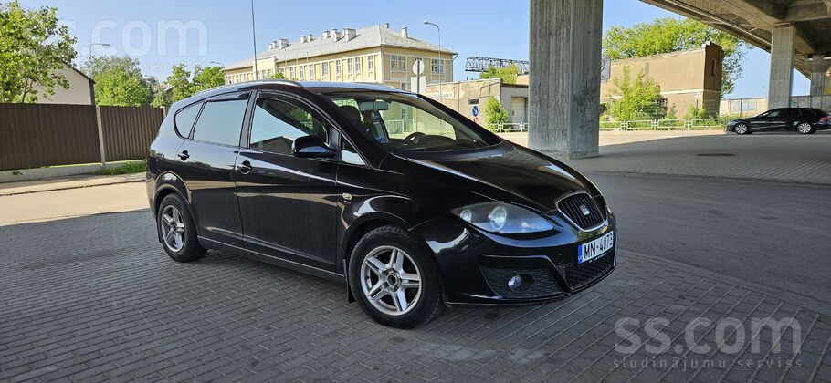 Продаю Seat Altea - XL
Машина в хорошем техническом состоянии. Техосмотр до