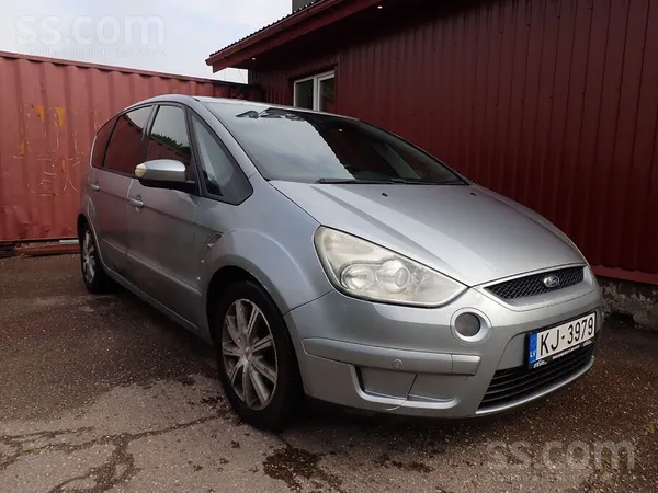 Ford Ford S-Max 2.0Td ir labā tehniskā un vizuālā stāvo