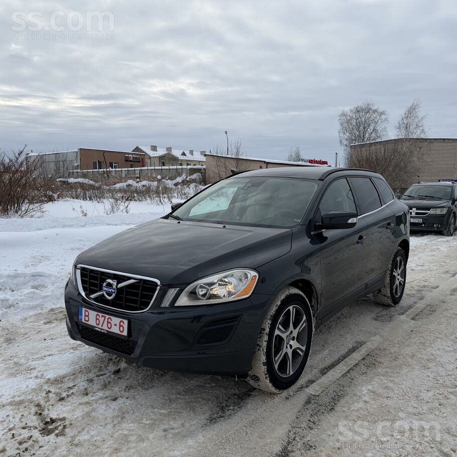 Volvo Pārdodas Volvo Xc60 Summum no Nīderlandes