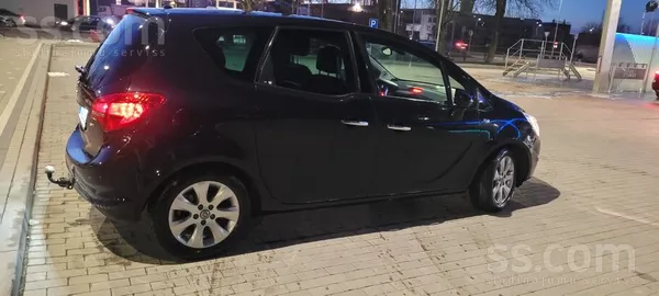 Opel Авто в хорошем техническим состоянием. Пройден тех