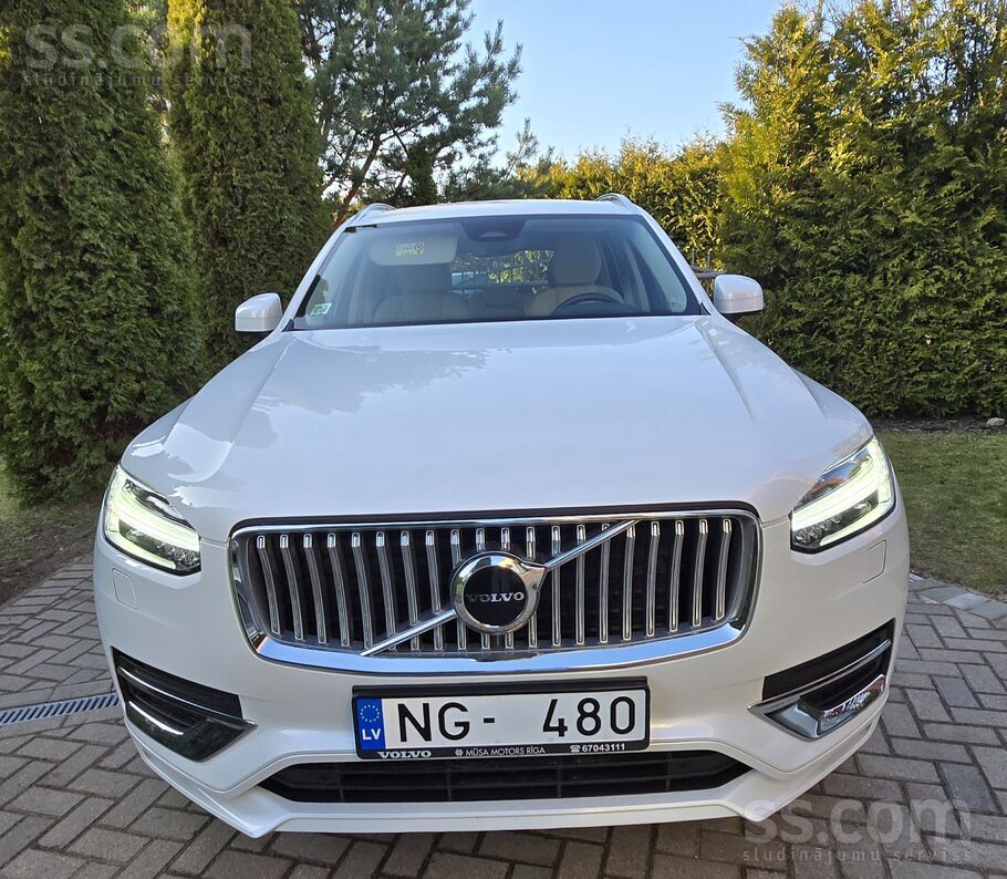 Volvo Xc90 Mild Hybrid modelis 2023, Plus Bright At8 Awd. Gaiša Moritz ādas