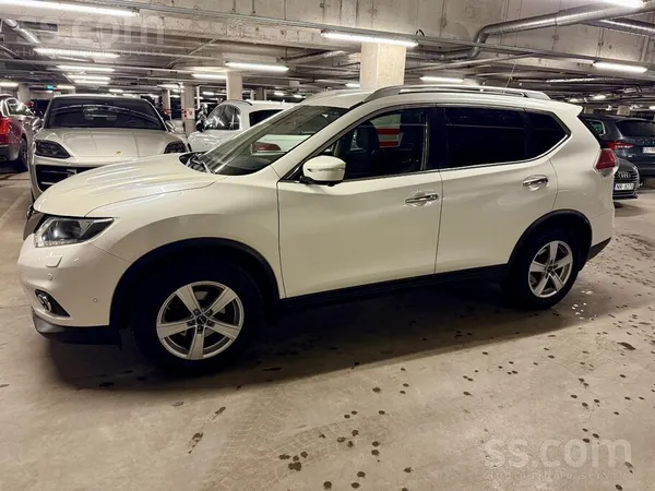 Nissan Nissan X-Trail 1.6 dīzelis ar bagātīgu komplektāci
