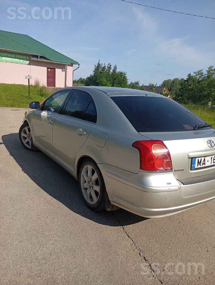 Toyota Продаю toyota avensis, новый техосмотр, 2, 4 бензи