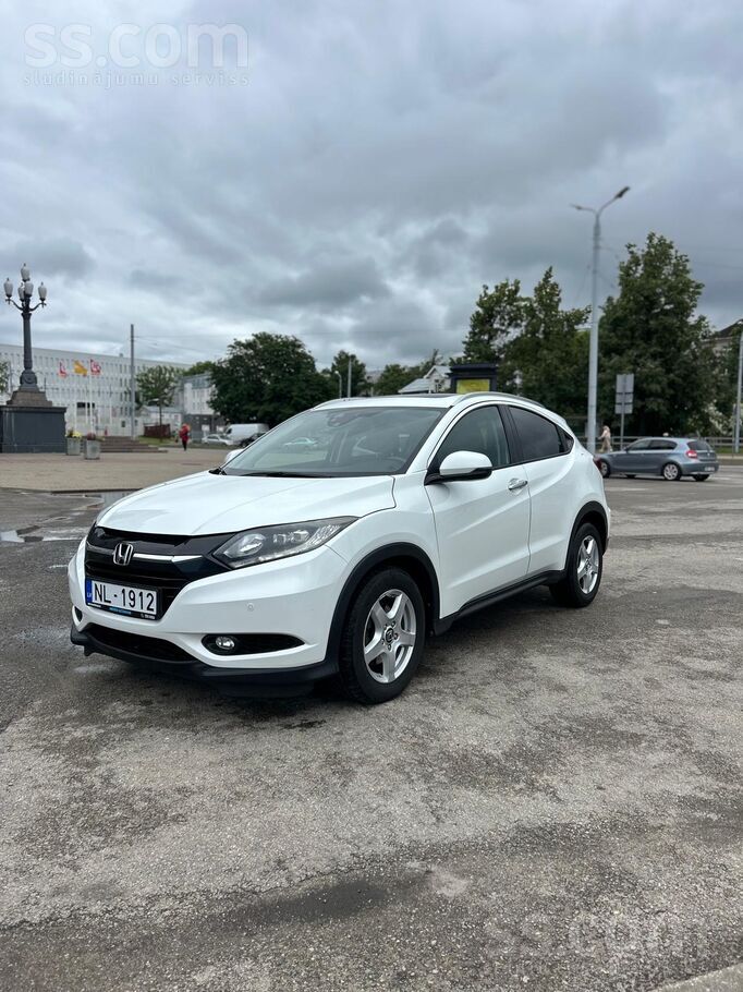 Honda Hr-V labvā stāvoklī. Latvijā, viens īpašnieks. Visas apkopes veiktas i