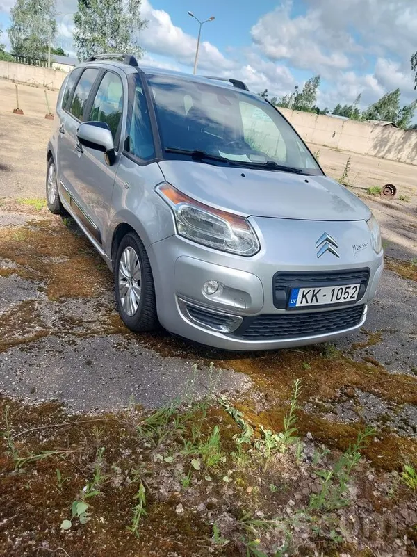 Citroen Машина в отличном тех состояние расход 6л на 100км
