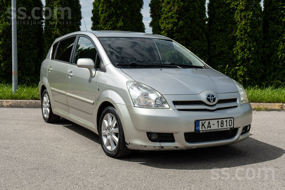 Toyota Pārdodu Toyota Corolla Verso 2.2d (100Kw/136Zs) 7