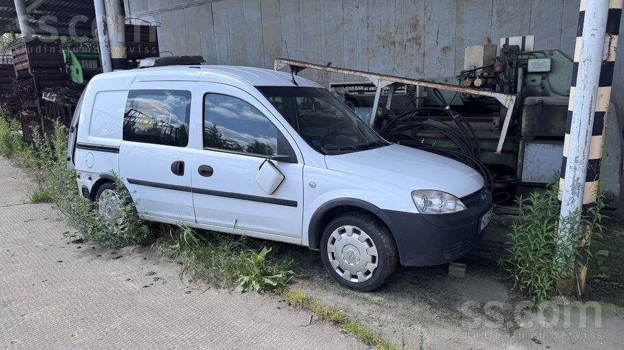 После аварии. Пробег 178000 км. Двигатель и кпп в рабочем состоянии.