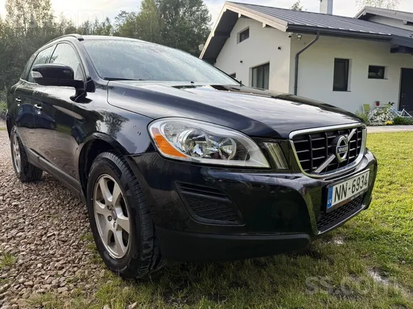 Volvo Pārdodu Volvo Xc60 2.0D, 2012. gads 5 cilindru Vol