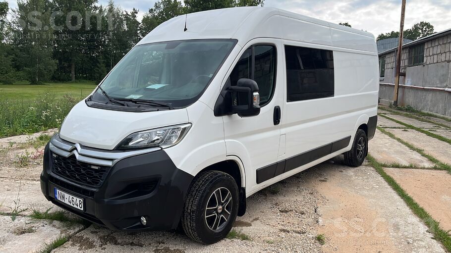 Pārdod ļoti labi sakomplektētu busu. 
Visplašākais buss, kas garumā ir zem