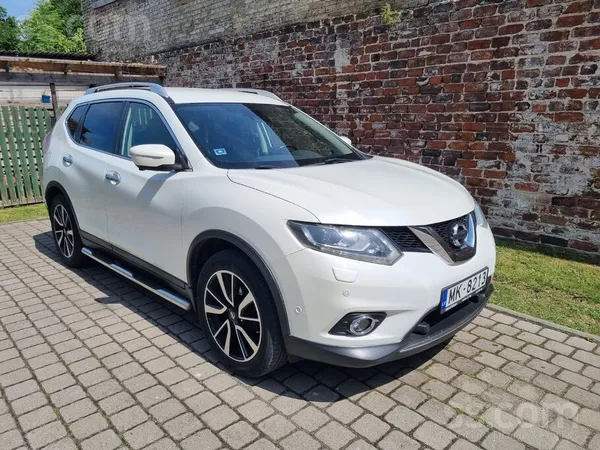 Nissan Pārdodas Nissan X Trail 2016 g. jūnijs Tekna kompl