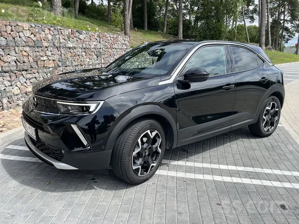 Labākā un pilnākā Opel Mokka Executive 130zs, Diamond Black krāsa, automātis