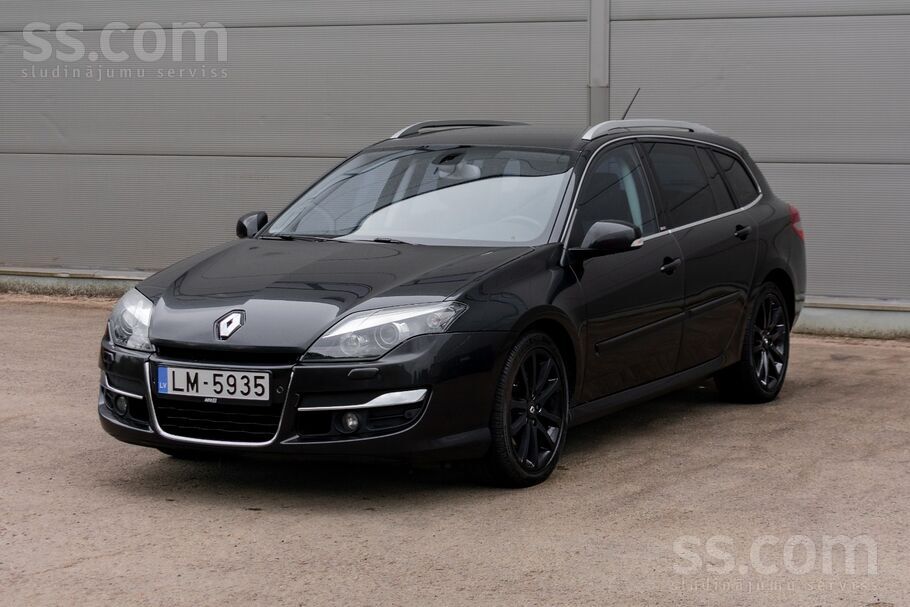 Renault Garantija - 1 gads bez nobraukuma ierobežojuma. 