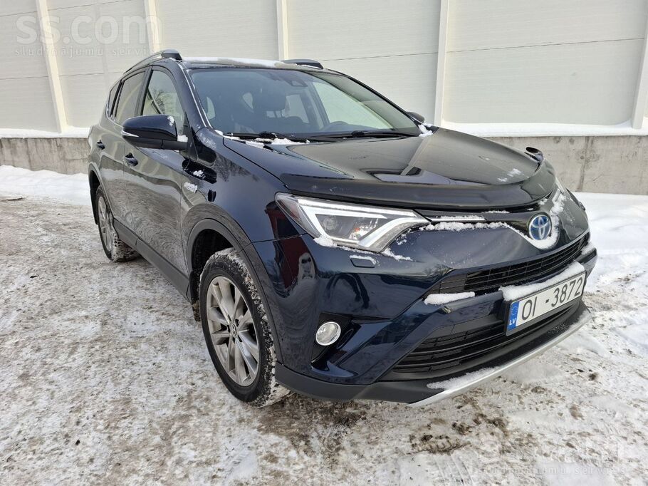 Toyota Rav4 в хорошем состоянии. Сделана антикорозийное п