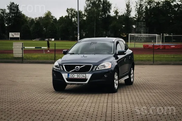 Volvo Volvo Xc60 2.4 D5 Awd 136kw, Automāts. Piereģistrē