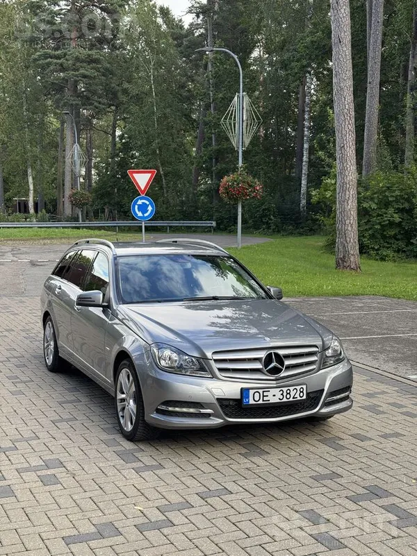 Mercedes Mercedes-Benz C180 Avantgarde 2.2d ideālā tehniskā