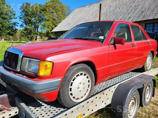 Mercedes 2.6 benzīns, auto bez rūsas, atceļojis no Asv silt