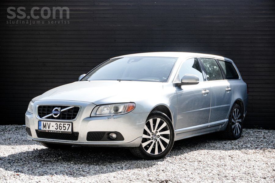 Volvo Volvo V70 2013. gada, 2.0 dīzelis ar manuālo ātrum