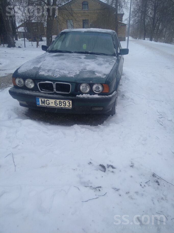 Sveiki, pārdodu Bmw, Nav ideālā stāvoklī, ne tehniski, ne vizuāli. Izskatīšu