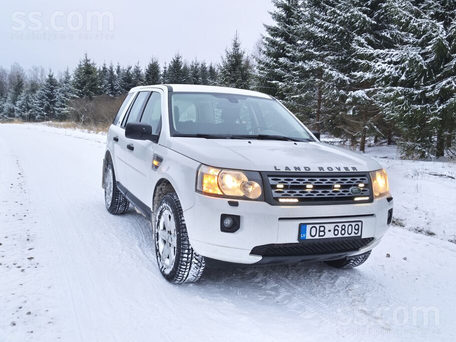 No Itālijas. Kopts un labi saglabāts auto bez rūsas. Labs izvēles uzticamība