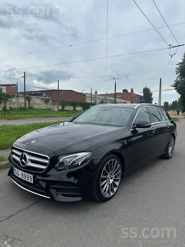 Mercedes Mercedes-Benz E220d W213 2.0 Dīzelis, 143kw.