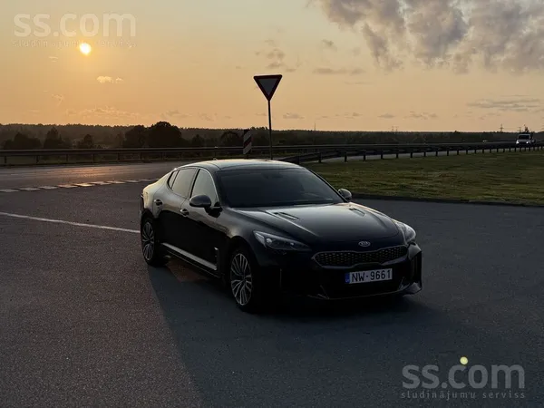 Kia Stinger 2017; 2.2 dīzeļa dzinējs - Eiropas modelis. Mainīta ķēde un viss