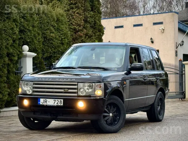 Range Rover, dizelis 3.0, automats. 
Skaists melns Džips. 
Iespejams kredi