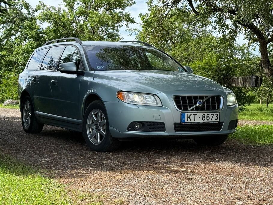 Volvo Pārdodu uzticamu un labi uzturētu Volvo V70 (2008)