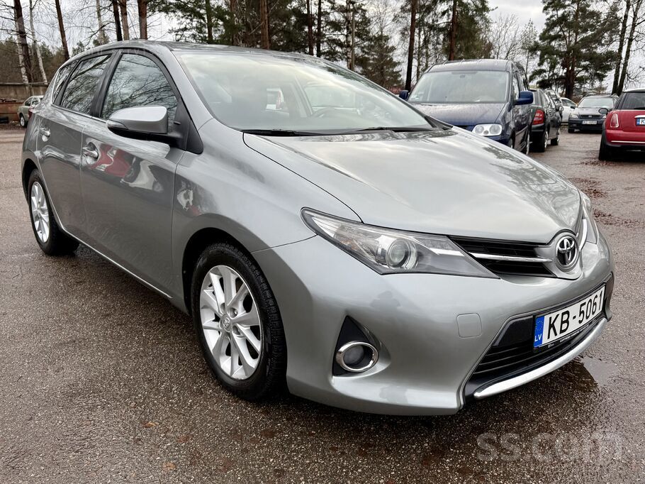 Toyota Auris 2.0 D-4D 91 kW (124 Zs)
Возможен обмен и лизинг.
Наш адрес: