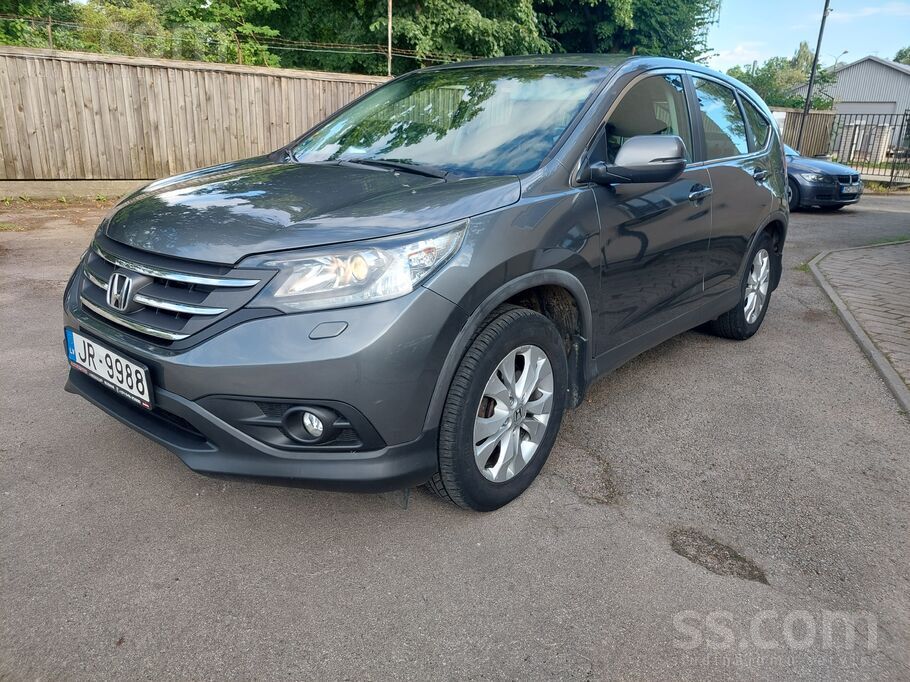 Līzings un kredīts bez pārmaksām. Salīdzinām visus aizdevējus Elizings platf