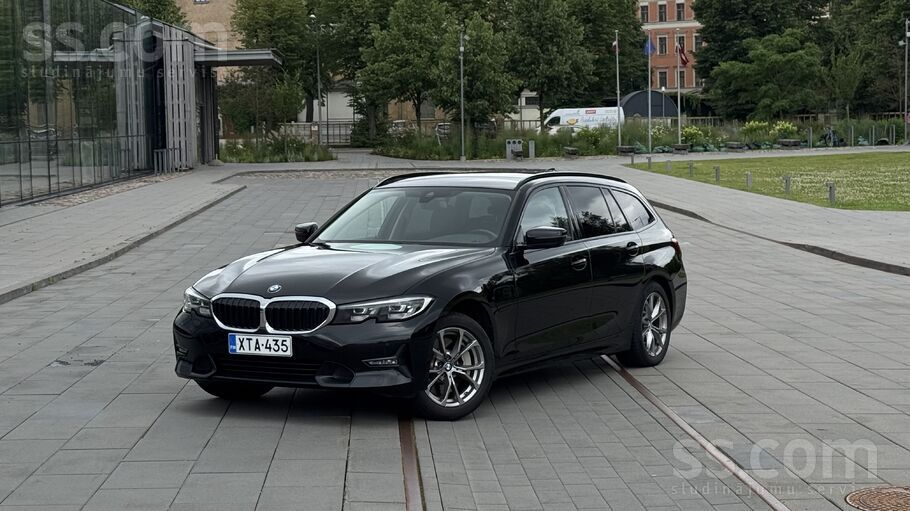 BMW BMW 330e X-Drive Plug-In Hybrid 2021 