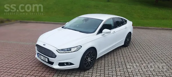 Ford Auto pirkts jauns Latvijā, garantijas laikā apkalp