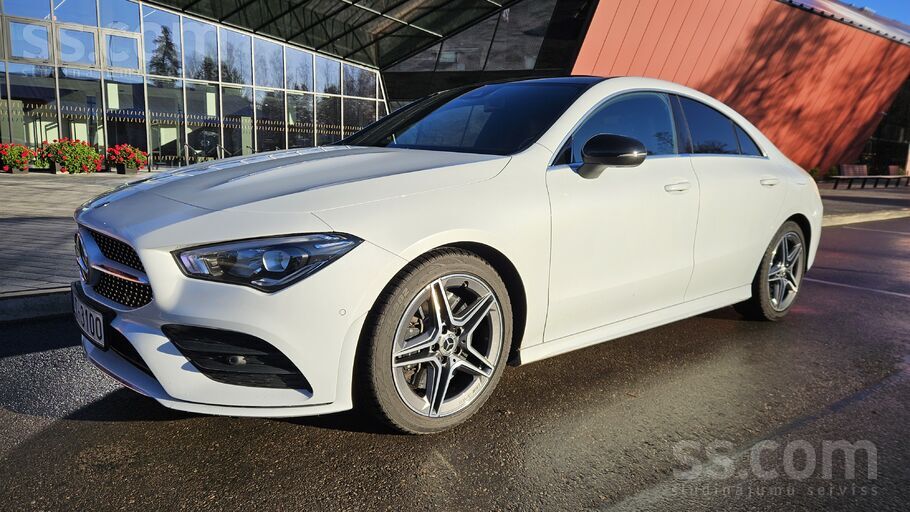 Mercedes-Benz Cla 250 ar pilnu Amg pakotni ar 224 Zs un 2.0 litru motors bal