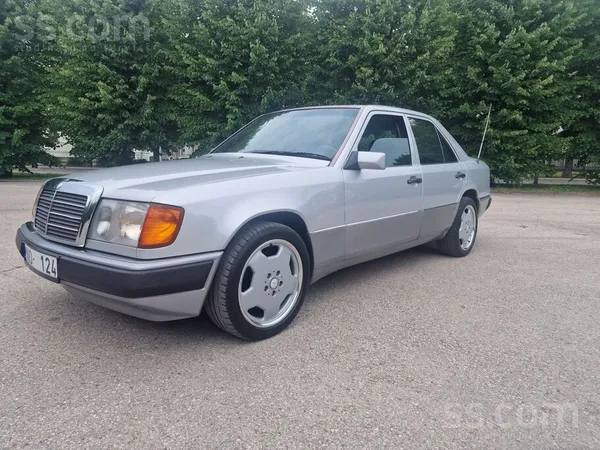 Mercedes Pardodu vai mainu pret jūsu auto vai motociklu BMW