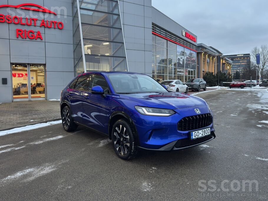 Piedāvājam mazlietotu Honda Zr-V Advance – pieejams uzreiz pie oficiālā Hond