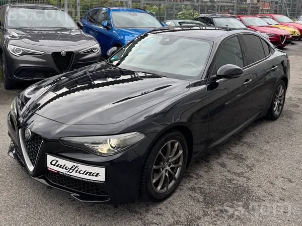 Alfa Romeo Giulia 2.2Jtdm 150Hp, automātiskā pārnesumkārba ar lāpstiņām pie