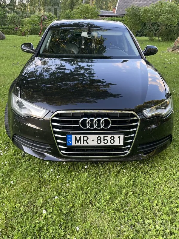 Audi Audi A6C7. Чистая история, пользовался человек пен