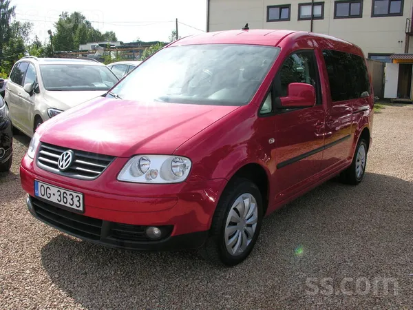 Volkswagen Caddy maxi 7vietas Automašīna tikko ievesta, labā 