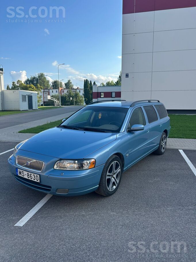 Volvo Pārdodu Volvo V70 Facelift ar mehānisko ātrumkārbu