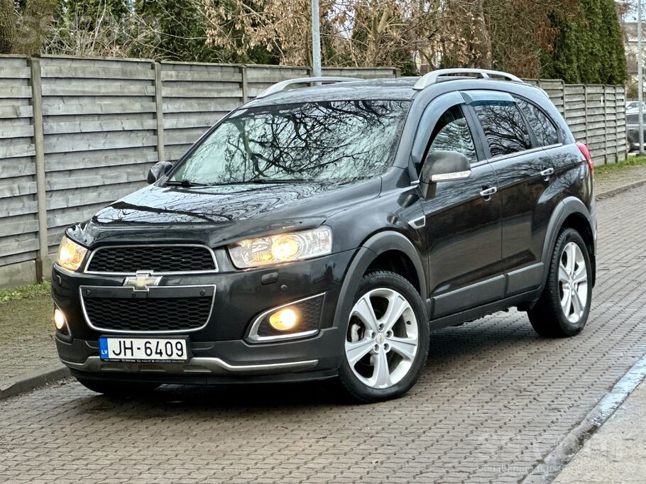 Chevrolet Pardodu Chevrolet Captiva. 2.2 turbo dizelis 135kw