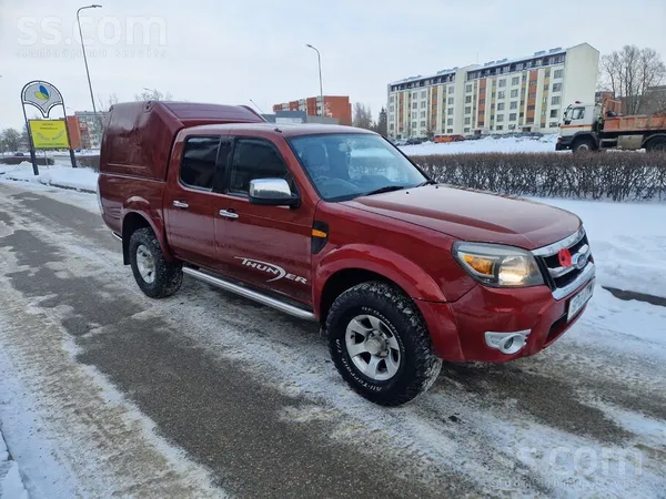 Ford Pārdodu Angļu Ford Ranger 2.5 dizelis manuālis stū