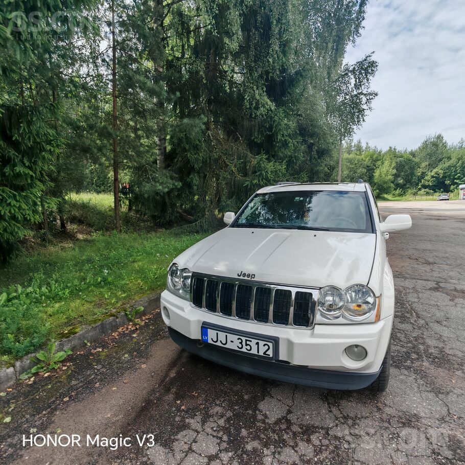 Jeep Продаётся отличная машина. Новый техосмотр. Всё об