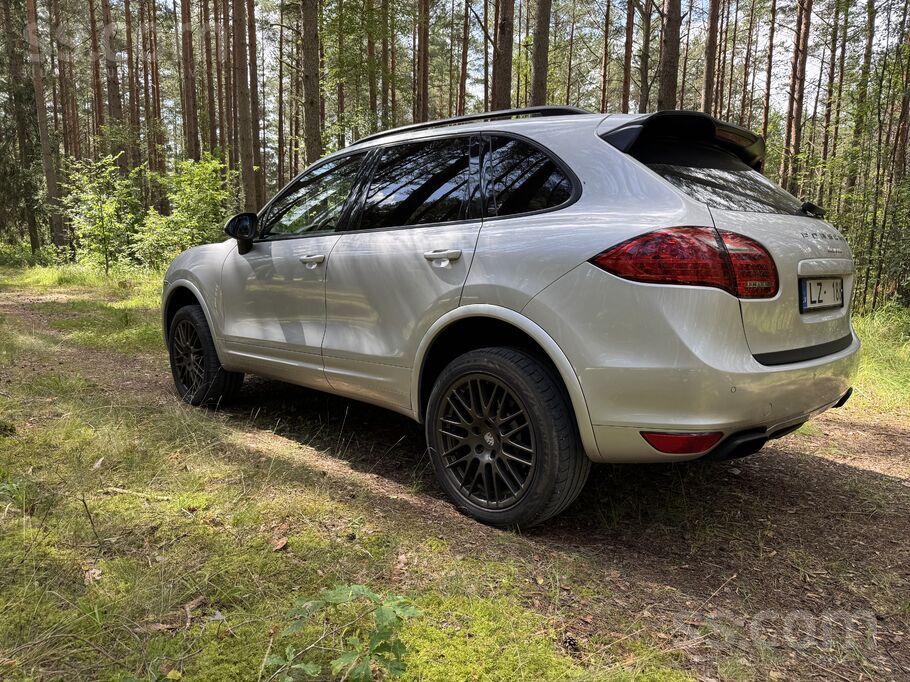 Porsche Pārdodu, Porsche cayenne 3.0 disels. Nomainīta ķēd
