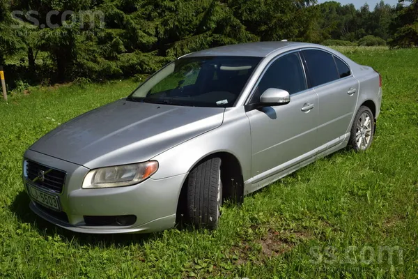Pardodu auto Volvo S80.Motors D5 , 133kw. Smalkāk pa tālruni. Продаю Volvo S