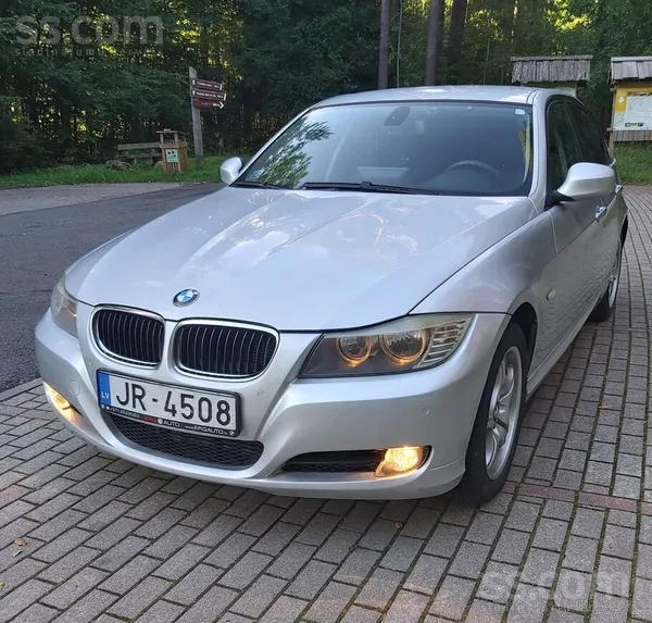 BMW E90 facelift 2.0d 130kw xdrive. Auto ir labā stāvo