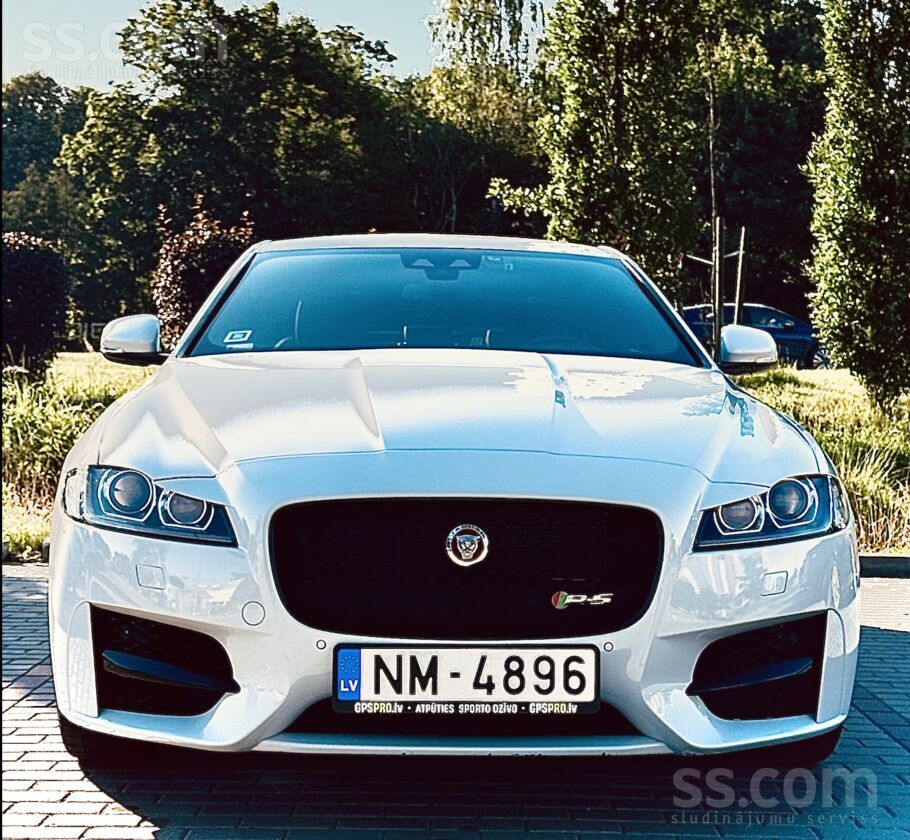 Jaguar Kopts un mīlēts - Jaguar XF X260 – 3.0d R-Sport. 