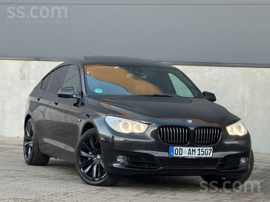 BMW 535d Sport Paket X-Drive, 230 kW / 313 ZS, Tikko no Vacijas. Black Editi
