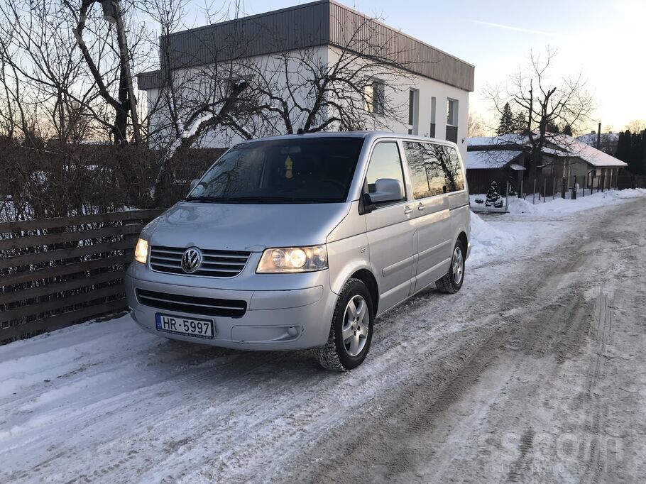 Pārdodu tehniski labu bussu kas ir ļoti labi piemērots kā ceļošanai tā darba