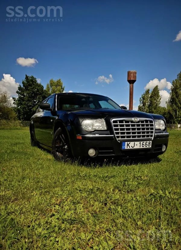 Chrysler Pārdodas Chrysler laba stāvoklī, daudz kas sataisī